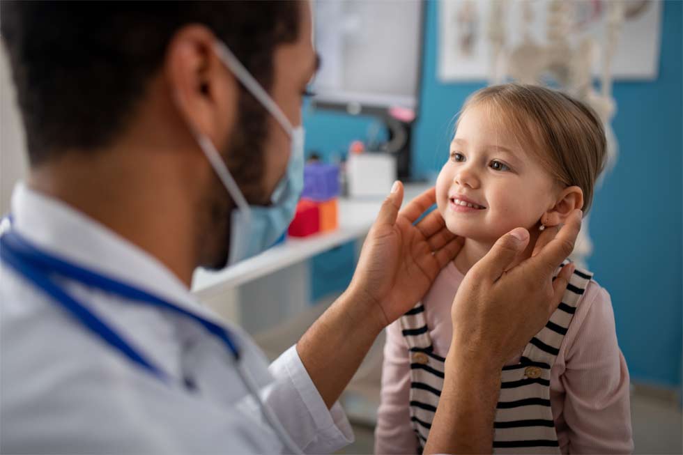 contrôle oreille enfant ORL